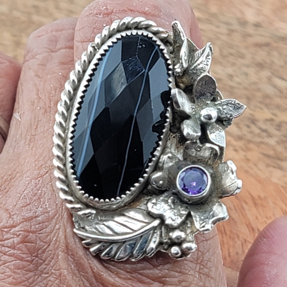 OBSIDIAN & AMETHYST CRYSTAL GARDEN FLOWER RING HANDMADE W/ RECYCLED METAL SZ 7 - Picture 1 of 7